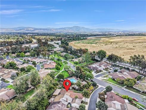 2  Featherwood  , Irvine, CA