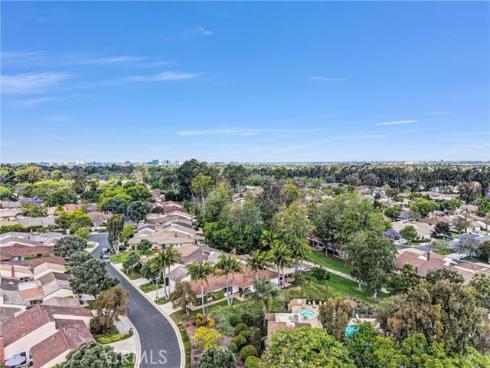 2  Featherwood  , Irvine, CA