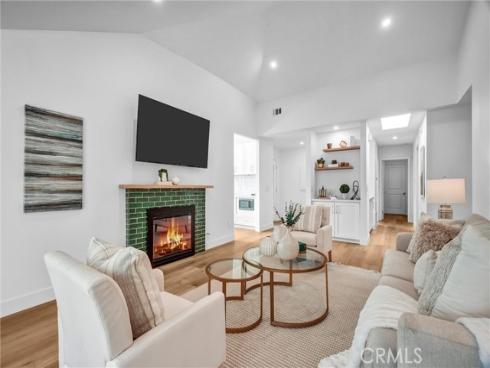 2  Featherwood  , Irvine, CA