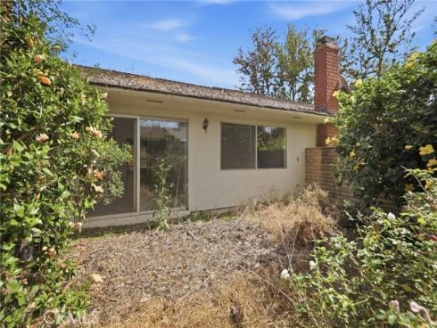 27  Dogwood  , Irvine, CA