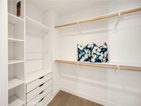 269  Magnet  , Irvine, CA