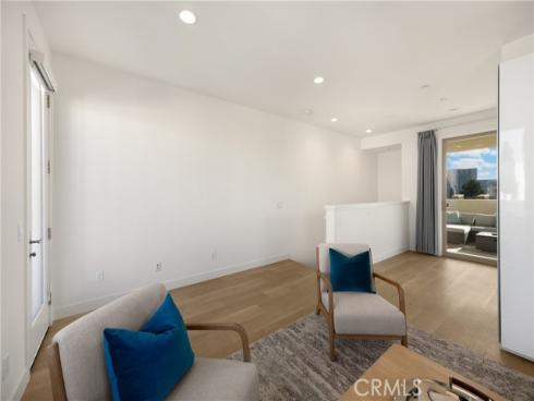 269  Magnet  , Irvine, CA