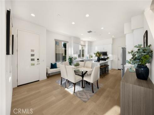 269  Magnet  , Irvine, CA