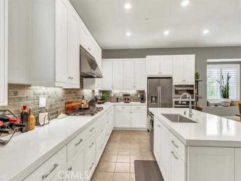 346  Tank  , Irvine, CA