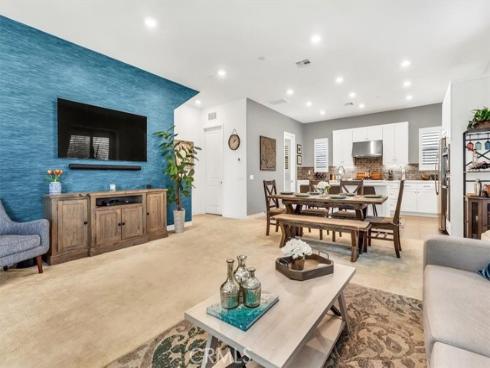 346  Tank  , Irvine, CA