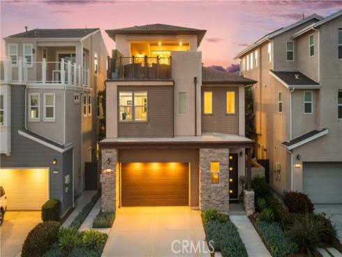 131  Spiral  , Irvine, CA