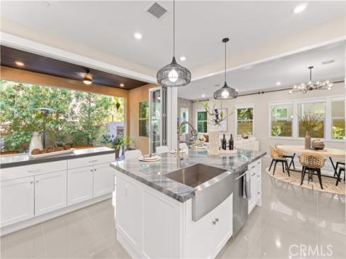 131  Spiral  , Irvine, CA