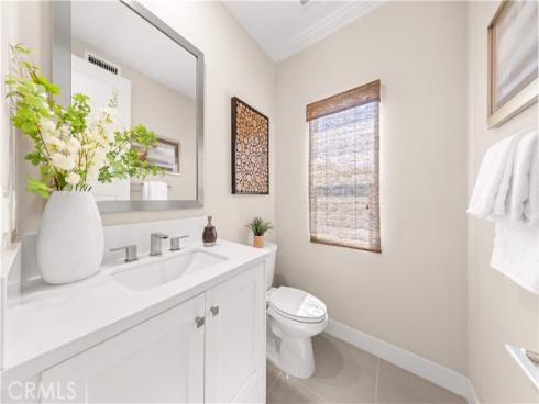 131  Spiral  , Irvine, CA