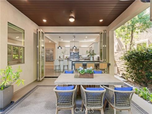 131  Spiral  , Irvine, CA