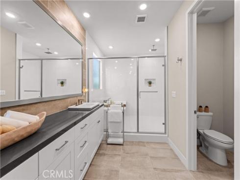 131  Spiral  , Irvine, CA