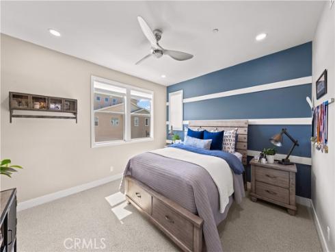 131  Spiral  , Irvine, CA