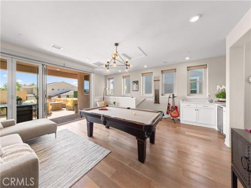 131  Spiral  , Irvine, CA