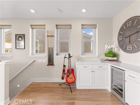 131  Spiral  , Irvine, CA