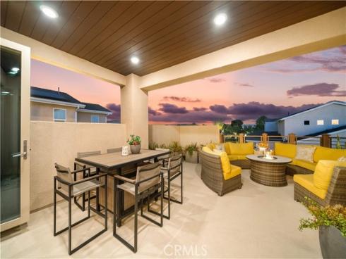 131  Spiral  , Irvine, CA