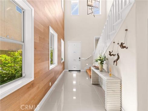 131  Spiral  , Irvine, CA