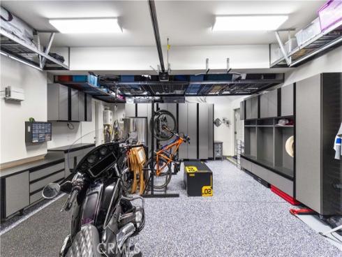 131  Spiral  , Irvine, CA