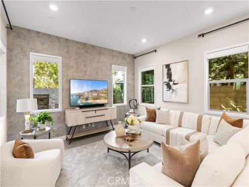 131  Spiral  , Irvine, CA