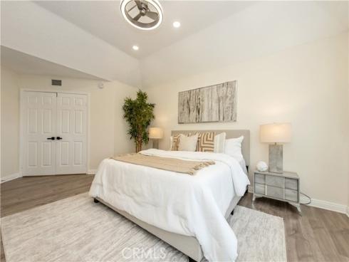 19  Alabaster  , Irvine, CA