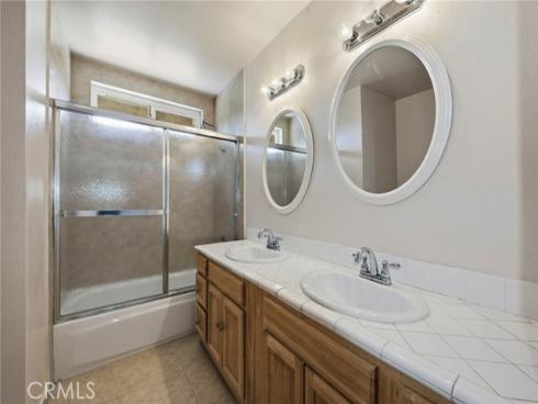 35  Lindberg  , Irvine, CA