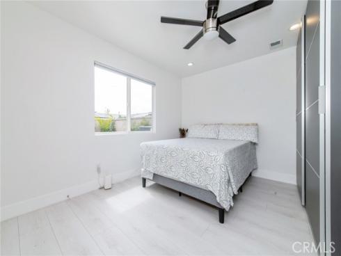 4512  Robinwood  , Irvine, CA