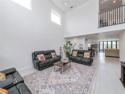 4512  Robinwood  , Irvine, CA