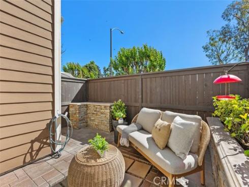 26  Lakepines  , Irvine, CA