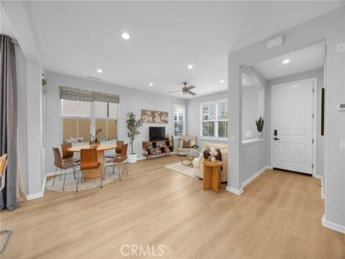 188  Excursion  , Irvine, CA