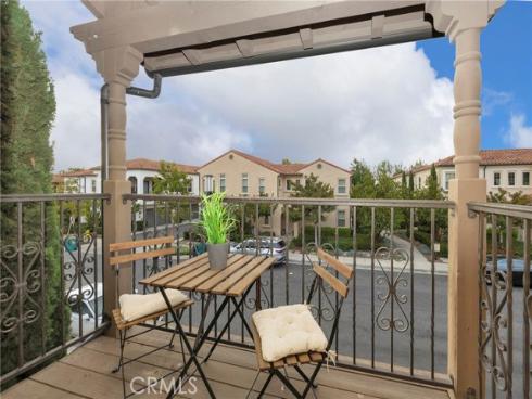 188  Excursion  , Irvine, CA