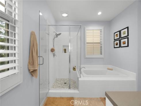 188  Excursion  , Irvine, CA