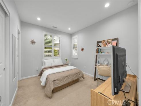 188  Excursion  , Irvine, CA