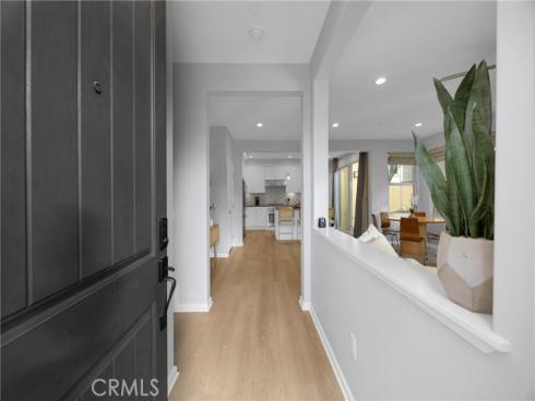 188  Excursion  , Irvine, CA