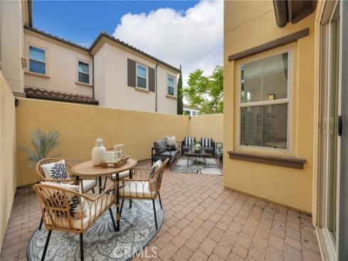 188  Excursion  , Irvine, CA