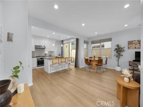 188  Excursion  , Irvine, CA