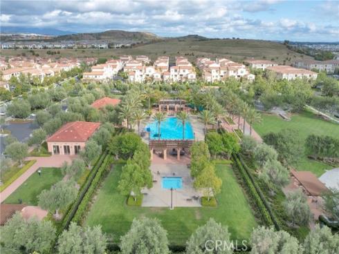 188  Excursion  , Irvine, CA