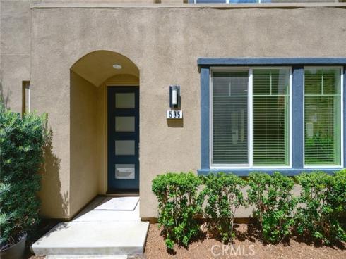 595  Cultivate  , Irvine, CA