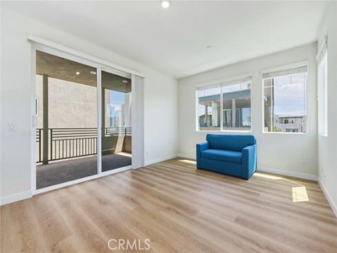 595  Cultivate  , Irvine, CA