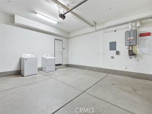 595  Cultivate  , Irvine, CA