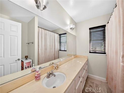 4062  Escudero  , Irvine, CA