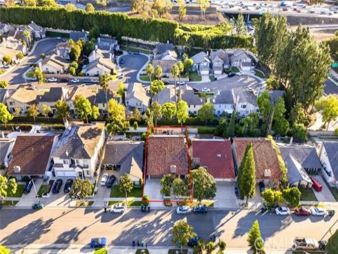 4062  Escudero  , Irvine, CA