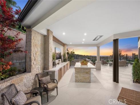 42  Gardenpath  , Irvine, CA