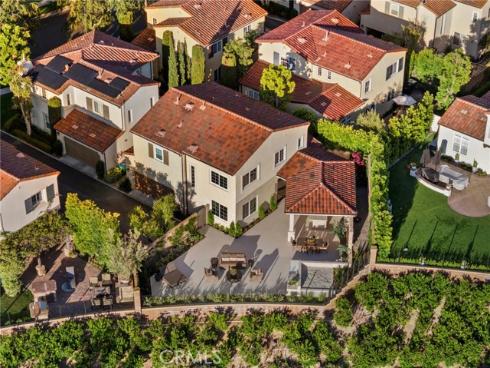 42  Gardenpath  , Irvine, CA