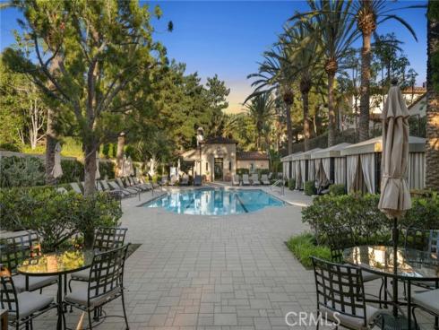 42  Gardenpath  , Irvine, CA
