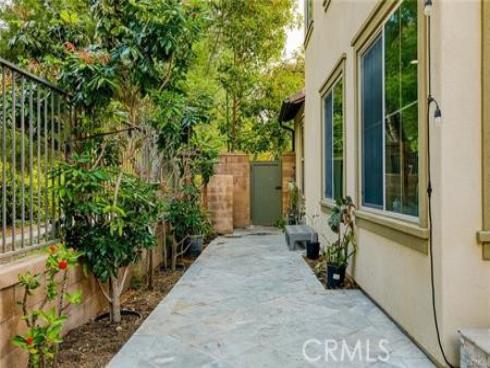 181  Bright Poppy  , Irvine, CA