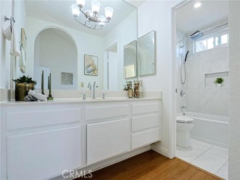 120  Agostino  , Irvine, CA