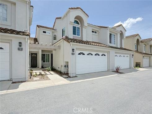 120  Agostino  , Irvine, CA