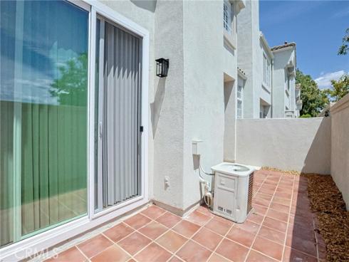 120  Agostino  , Irvine, CA