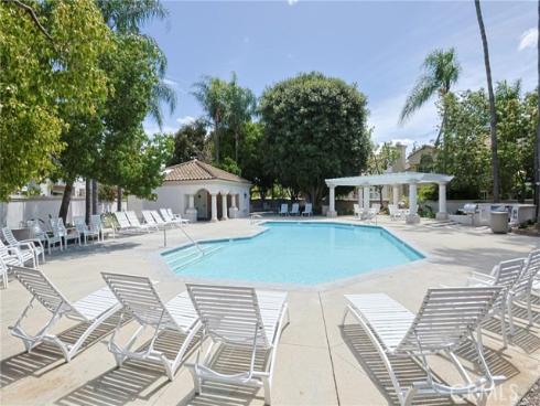 120  Agostino  , Irvine, CA