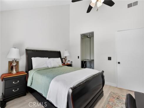 60  Orange Blossom  , Irvine, CA