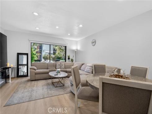 60  Orange Blossom  , Irvine, CA