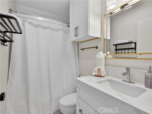 60  Orange Blossom  , Irvine, CA